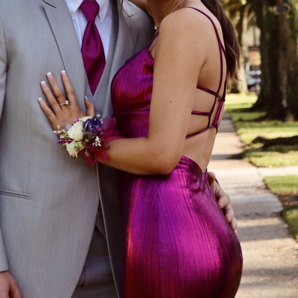 Prom dress - Picture 3 of 3